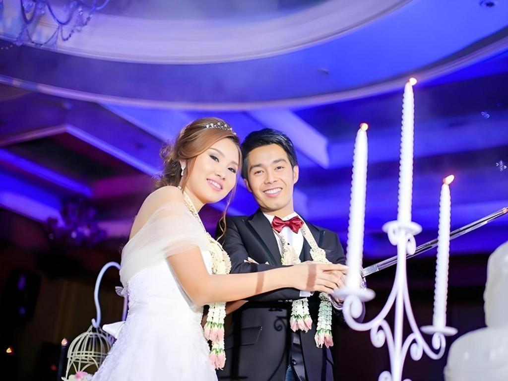 The Rich Hotel Nonthaburi Buitenkant foto